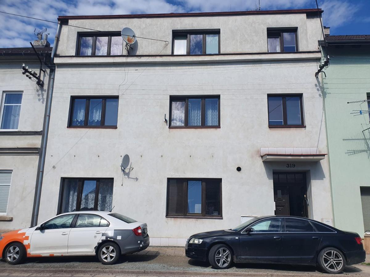 Apartman Beseda Leilighet Velke Porici Eksteriør bilde